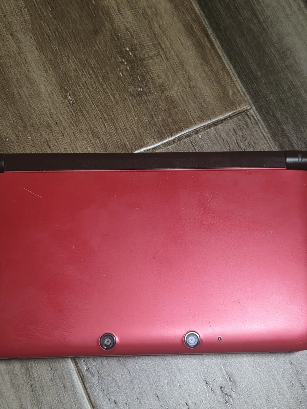 Nintendo 3DS XL Handheld Console w/ 32 GB SD card - Red